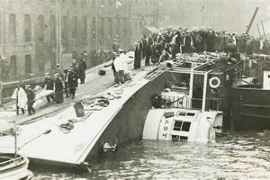 The 1915 Chicago Eastland Disaster: A Tragedy Remembered Disaster Information Hub – Latest Natural Disaster News & Emergency Resources The 1915 Chicago Eastland Disaster: A Tragedy Remembered | Disaster Information Hub – Latest Natural Disaster News & Emergency Resources